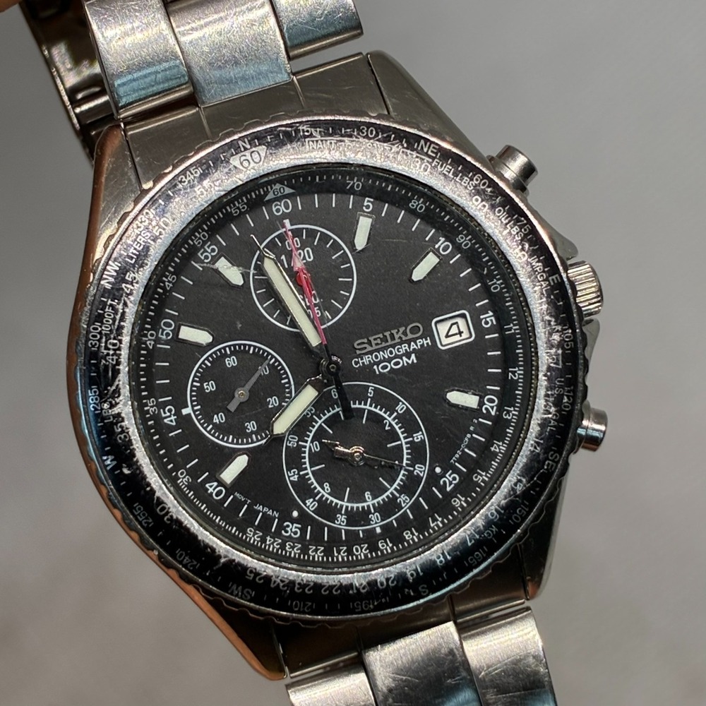 Vintage Seiko 7T92-0CF0 Flight Chronograph Men Watch Black Dial